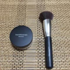 ベアミネラル ファンデーション &ブラシのサムネイル