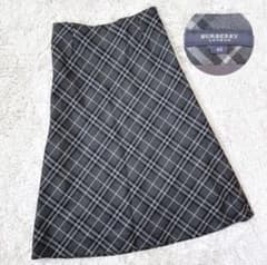美品 バーバリーロンドン ノバチェック ミモレ丈 フレアスカート A