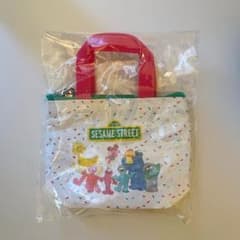 PLAZA限定ノベルティSESAME STREET バッグ型キーホルダーのサムネイル