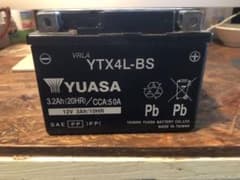 TAIWAN YUASA  台湾ユアサ バイク用バッテリー YTX4L-BSのサムネイル