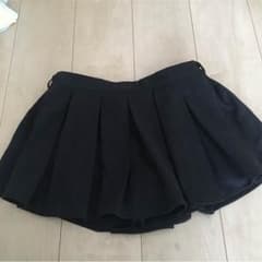 プリーツスカート風 パンツ 黒のサムネイル
