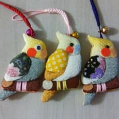 仲良しインコ  縮緬押絵  ハンドメイド品のサムネイル