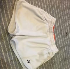 ショートパンツ  ヨネックス白お値下げのサムネイル