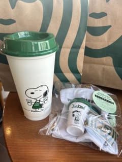 スターバックス　リユーザブルカップ　ミニカップギフト　SNOOPYのサムネイル