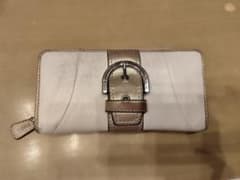 COACH 長財布 ホワイト×ゴールド バックルのサムネイル