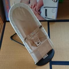 ベビービョルン　バウンサー　メッシュのサムネイル