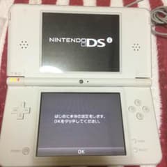 ⚠️最終値下げ⚠️DSiLL(白) 本体のサムネイル