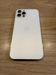 Apple iPhone 12 Pro 128GB おまけ付きのサムネイル
