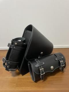 ◇ハーレー ソフテイル 本革 サドルバッグ 携行缶ホルダ付 ツール 