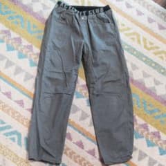 パンツ　カーキ　チノ　160のサムネイル