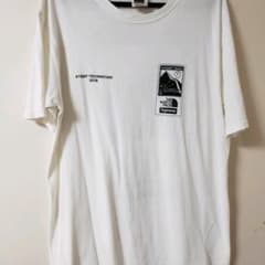 supreme、ノースフェイス コラボTシャツのサムネイル