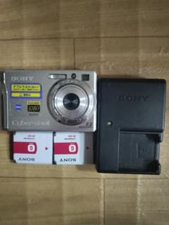 SONY Cyber-shot 本体 バッテリー2個 充電器セットのサムネイル