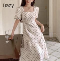 DAZY エレガントカジュアルハートプリント パフスリーブスクエアネックドレスのサムネイル