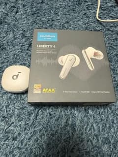 soundcore LIBERTY 4 ワイヤレスイヤフォン　ケースのみ値下げ⭕️のサムネイル