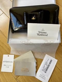 【美品】Vivienne Westwood 長財布のサムネイル