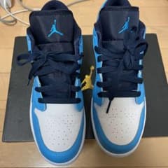 Air jordan 1 lowのサムネイル