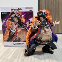 ワンピース Grandista マーシャル・D・ティーチ フィギュア - メルカリ