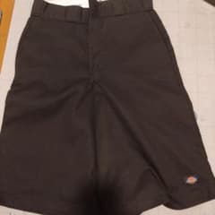 Dickies ルーズフィット ハーフパンツ ブラウンのサムネイル