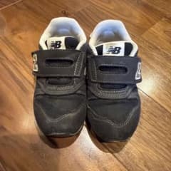 New Balance 373キッズスニーカー 15㎝ブラックのサムネイル