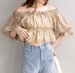 【新品】花柄 2wayシアーボリューム短丈ブラウス（YELLOW ）のサムネイル