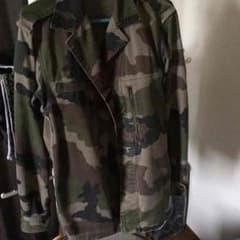 迷彩アウターのサムネイル