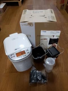 タイガー　ホームベーカリー KBX-A100のサムネイル