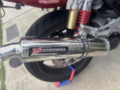 YOSHIMURA サイクロン マフラーのサムネイル