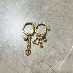 AfternoonTea ゴールドカラー アシンメトリー イヤリングのサムネイル