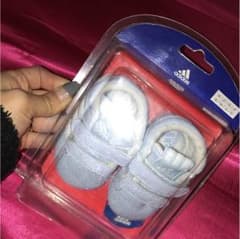 値下げ〜ファーストシューズ adidasのサムネイル