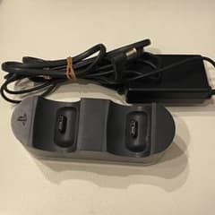 純正品　PS4 コントローラー　充電スタンドのサムネイル