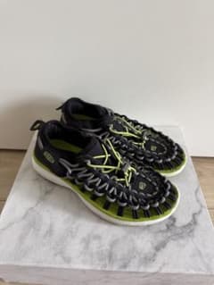 KEEN キッズ サンダル ブラック　20cmのサムネイル