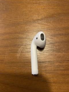 【右耳のみ】AirPods(第一世代)【純正品】のサムネイル
