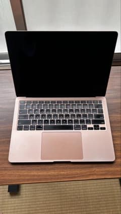 MacBook Air 2020のサムネイル