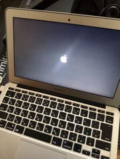 ★Apple MacBook air 本体 シルバー　2台セット★のサムネイル