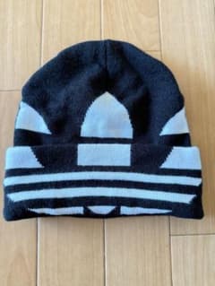 adidas ニット帽 黒/白/多色 OSFMのサムネイル