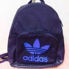 adidas リュックのサムネイル