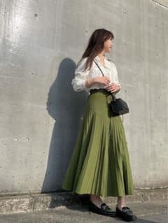Mila Owen オーガニックコットンリブニットフレアスカート　グリーンのサムネイル