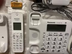 美品Panasonic コードレス電話機子機1台付き VE-GD27DL-Wのサムネイル