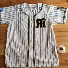 阪神タイガース レプリカユニフォームのサムネイル