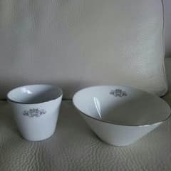 ☆カサブランカ様専用☆  FANCL プレミアム 白磁ボウル &ミニカップ  皿のサムネイル