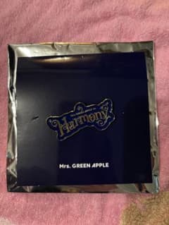 Mrs. GREEN APPLE ミセス Harmony ガチャ ピンバッジのサムネイル