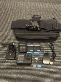 GoPro HERO10black 本体とアクセサリーとメモリーカードセットのサムネイル