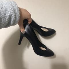 UNTITLEDハイヒールのサムネイル