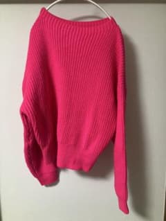 ZARA　ホットピンク ニット長袖Mサイズのサムネイル