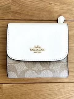 COACH コーチ 折り財布 シグネチャー PVCレザーのサムネイル