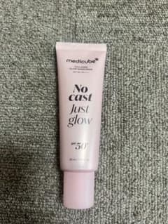 medicube COLLAGEN GLOW SUNSCREENのサムネイル