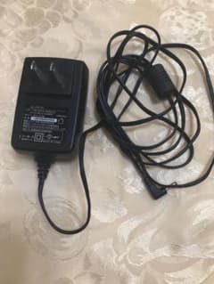 ACアダプター 充電器のサムネイル