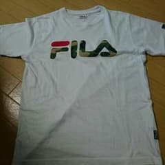 FILA  白 Tシャツのサムネイル