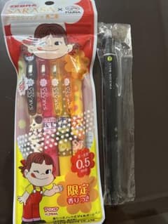 サラサクリップ×不二家 4色セット、フリクションボールペンのサムネイル