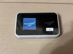 Pocket Wi-Fi LTE GL06P モバイルルーターのサムネイル